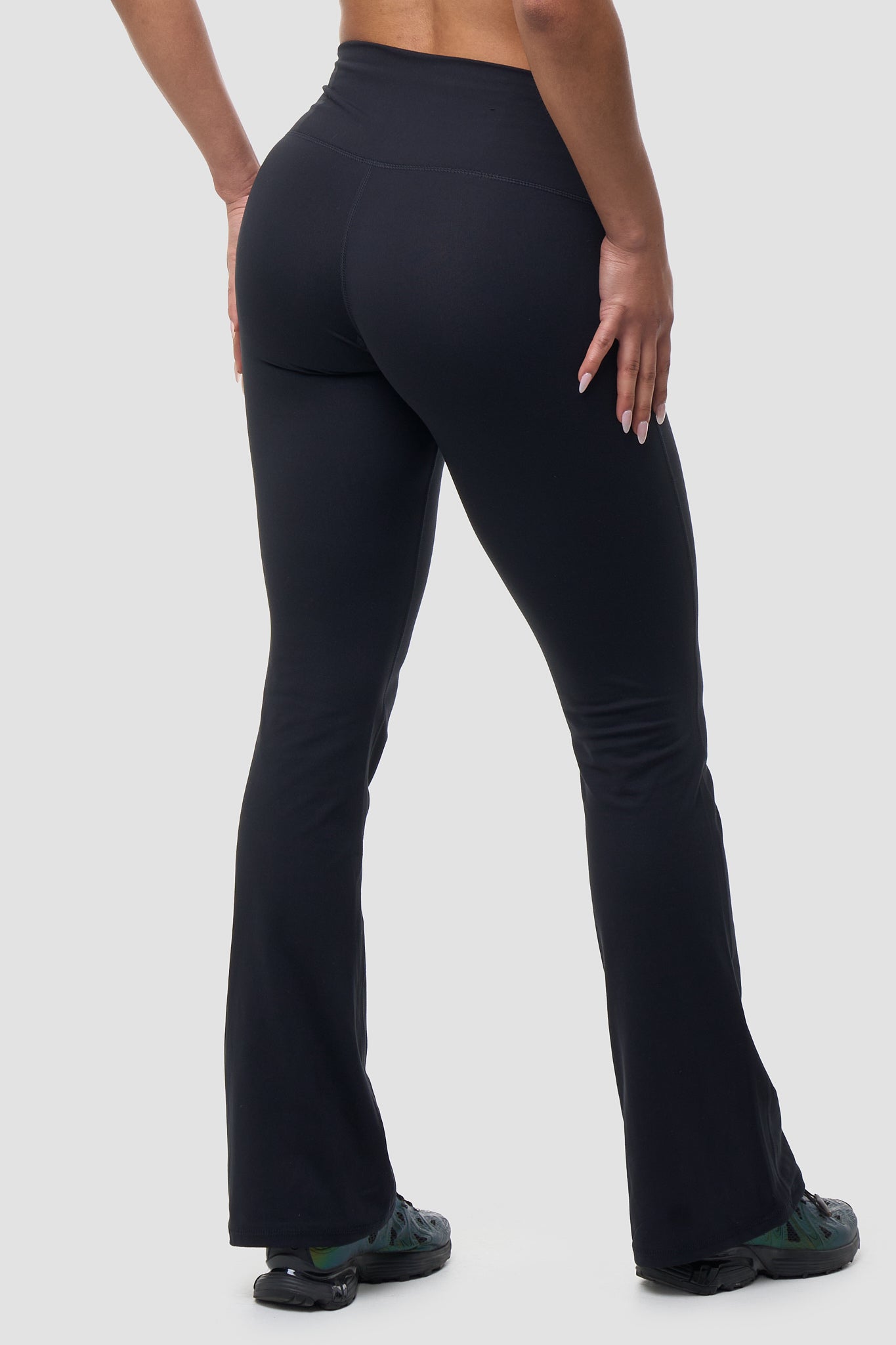 Lux Essential Sculpt Flare Leggings – Flare Yoga Pants – SMR Leisure